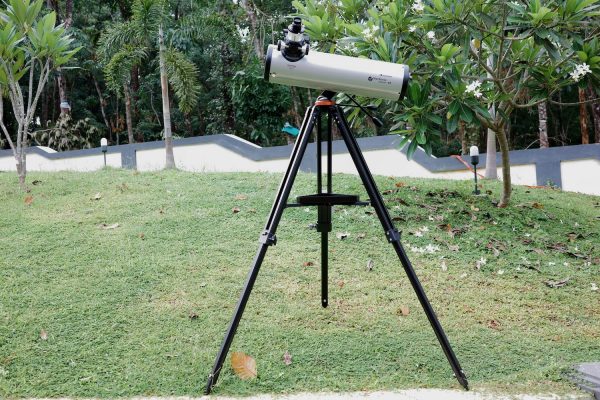 Celestron StarSense Explorer DX 130AZ Newtonian Reflector Telescope